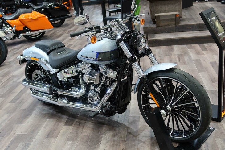 ハーレーダビッドソン・ブレイクアウト117