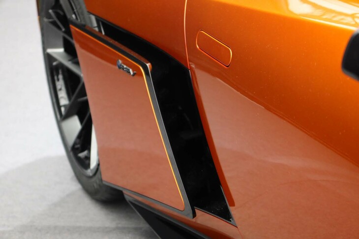 トヨタFT-Se（サイドパネル）