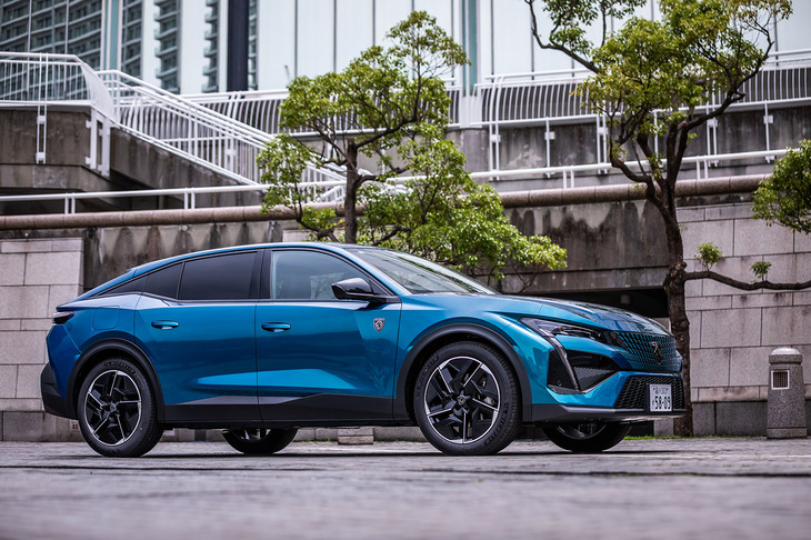 プジョー408 GTハイブリッド