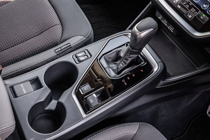 スバル・インプレッサ（シフトセレクター）