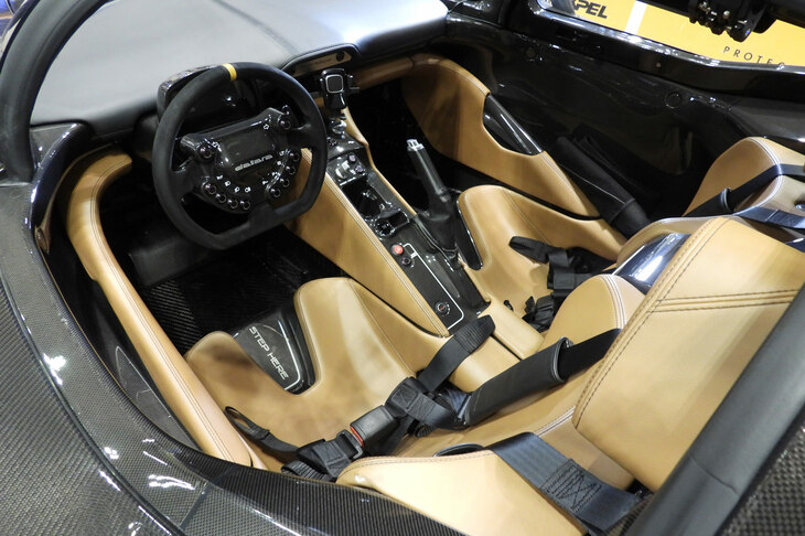 ダラーラ・ストラダーレ（ACTIVE GARAGE）