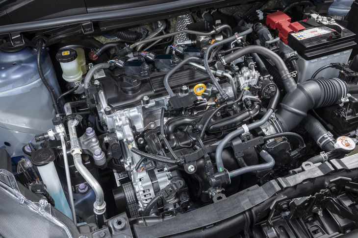 新開発の1.5リッター直3ユニットは最高出力120PS/6600rpm、最大トルク145N・m/4800-5200rpmを発生。