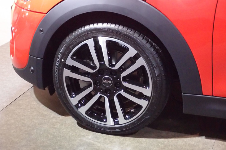 MINIクーパーS 3ドア（アルミホイール）