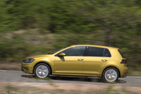 スリーサイズは全長×全幅×全高＝4265×1800×1480mm。登場時と比べて30mm車高が上がっている。