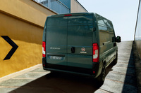 欧州で人気のワンボックス「フィアット・デュカト」発売の画像