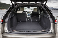 ラゲッジルームの容量は673リッター。後席をたたむと最大で1731リッターまで拡大可能。