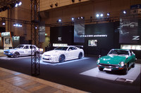 現行型「GT-R」と共に、初代「スカイライン2000GT-R」と「フェアレディZ」を出展した日産。年代こそ違えど、こちらも古くからのクルマ好きにとっては思い出を刺激する展示となっていた。