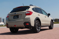 こちらは、同じく専用色の「デザートカーキ」のもの。