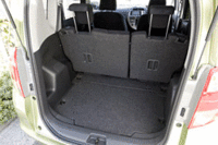 写真をクリックすると、シートアレンジが見られます。（T）