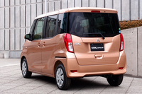 「eKスペース」のリアビュー。