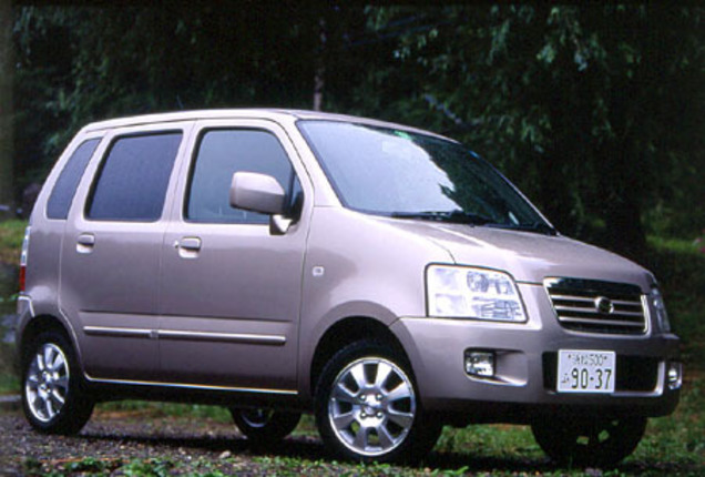 【スペック】1.3WELL：全長×全幅×全高＝3545×1620×1705mm/ホイールベース＝2360mm/車重＝970kg/駆動方式＝FF/1.3リッター直4DOHC16バルブ（88ps/6000rpm、12.0kgm/3400rpm）/車両本体価格＝113.0万円（テスト車＝同じ）