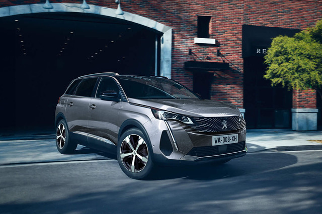 プレミアム感がアップした「プジョー3008／5008」の限定車発売