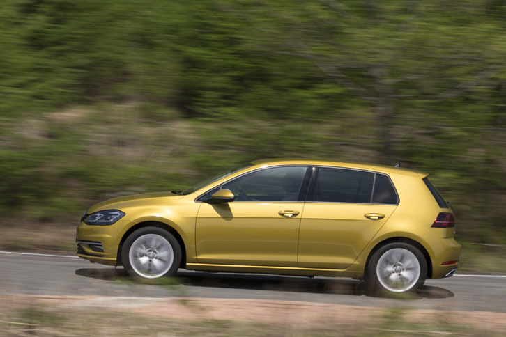 スリーサイズは全長×全幅×全高＝4265×1800×1480mm。登場時と比べて30mm車高が上がっている。