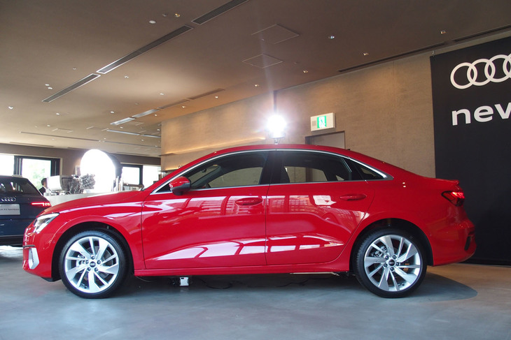 第4世代となる新型「アウディA3」は、2021年4月に上陸。写真の「A3セダン」のボディーサイズは全長×全幅×全高＝4495×1815×1425mmとなり、従来モデルに比べひとまわり大きくなった印象だ。