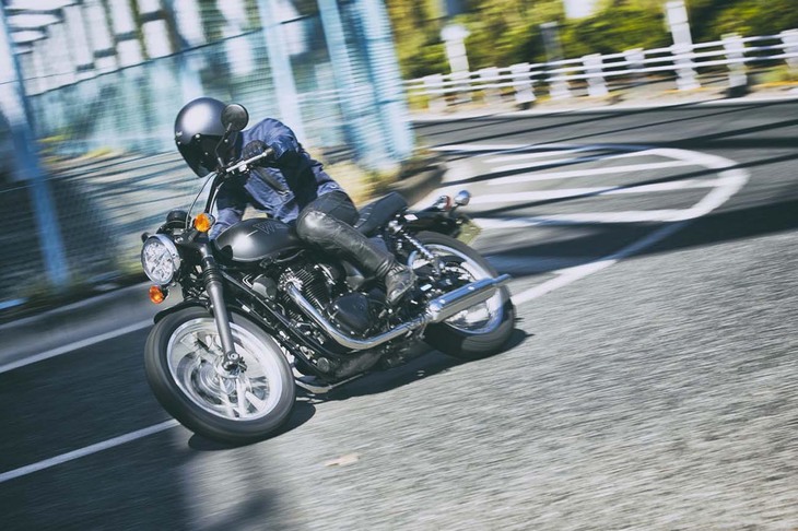 今回のリファインを機に、「W800」シリーズは車体のフレームを一新。従来型よりも剛性が高められた。