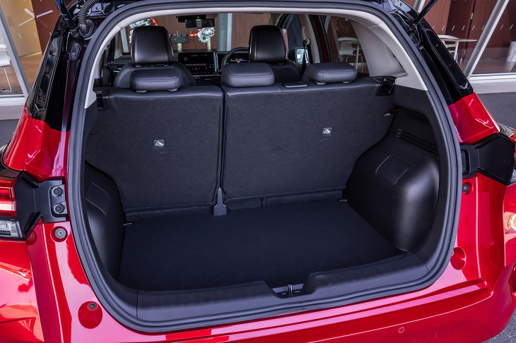 日産ノート オーラGレザーエディション（ラゲッジスペース）