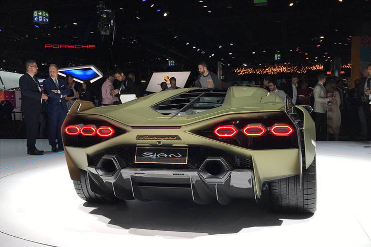 ランボルギーニ・シアンFKP 37