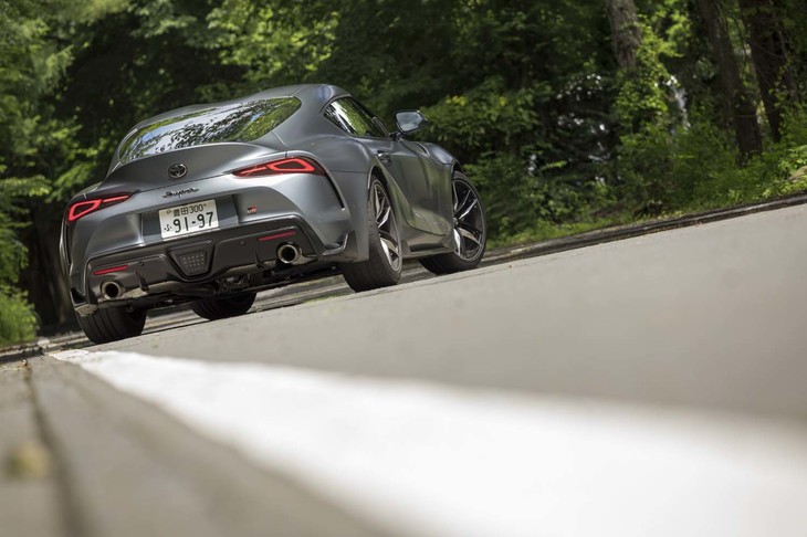 トヨタ・スープラRZ