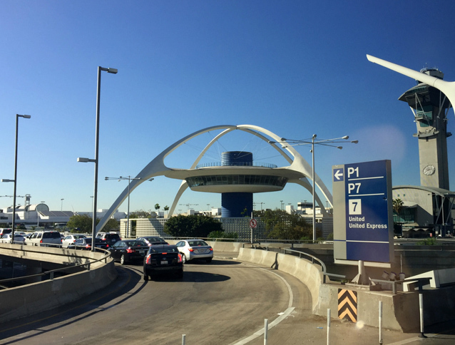 ロサンゼルス国際空港。筆者が今年、ロサンゼルスオートショーを取材したときのもの。