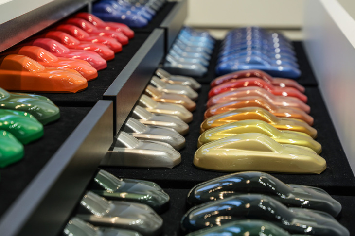 「ポルシェ エクスクルーシブ マニュファクチュール」では、外板色や内装など、あらゆるもののカスタマイズが可能となっている。