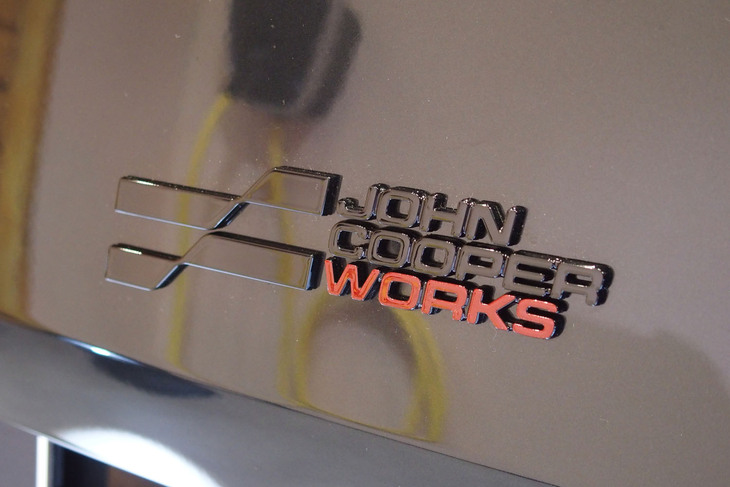 MINIジョンクーパーワークス エースマンE（リアエンブレム）