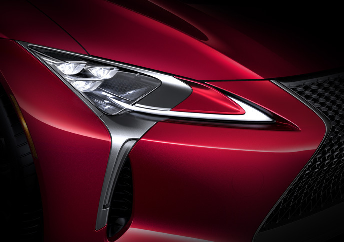 レクサスLC500（ヘッドランプ）