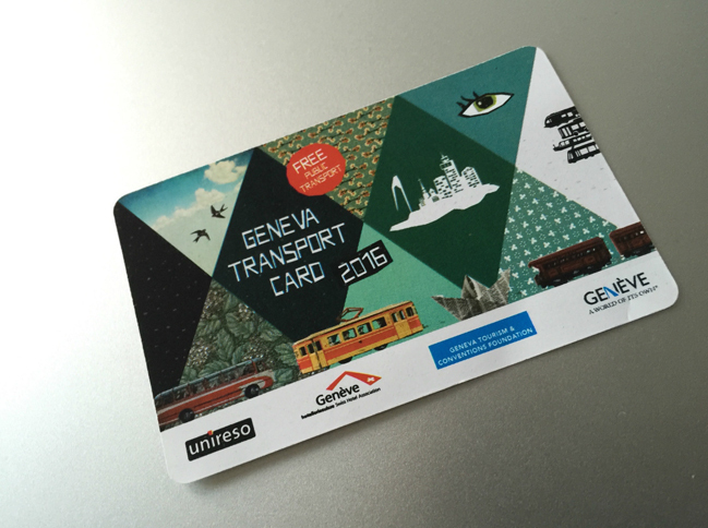ジュネーブ市は2007年から、市内の宿泊客を対象に公共交通機関無料パスを発行している。このパスはホテルでもらえるもので、滞在期間中はバスやトラムが無料になる。なんでもバカ高いこの街で、数少ないうれしいサービスである。