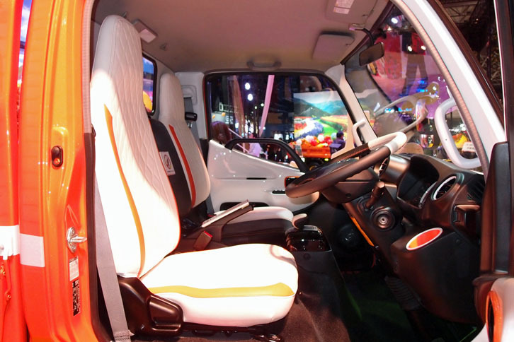 デュトロ ハイブリッド ゲンキカスタム