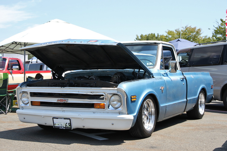フルサイズピックアップの1968年「シボレー C/K」。いい感じにヤレている。
