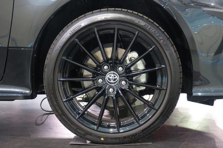 トヨタGRヤリスRS（タイヤ＆ホイール）