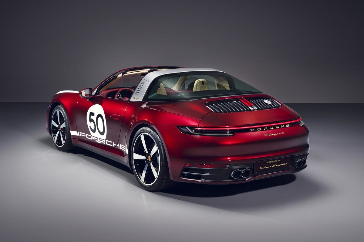 ▪️クリスマス限定値下 レア！ノレブ 1/18 赤のポルシェ 911