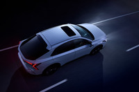 フル電動のクロスオーバーSUVとなった新型「ホンダ・インサイト」発売の画像