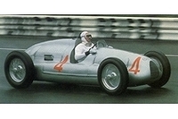 アウディ1台、18億円!?