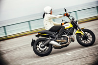 
	ボディーサイズ：全長×全幅×全高＝2165×845×1150mm
	ホイールベース：1445mm
	重量：186kg
	エンジン：803cc空冷4ストローク L型2気筒 SOHC 2バルブ
	最高出力：73ps（54kW）/8250rpm
	最大トルク：6.8kgm（67Nm）/5750rpm
	