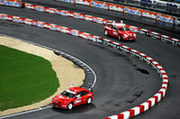 国別対抗戦、ロウブとグロンホルムが直接対決。軍配はクサラの“主”ロウブにあがった。