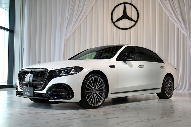 ☆メルセデス・ベンツ　Sクラス 222　AMGスポーツパッケージ メルセデス・ベンツSクラス」の大規模改良モデル登場 車両全体の50