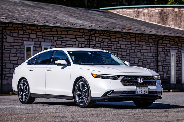 ホンダ・アコードe：HEV