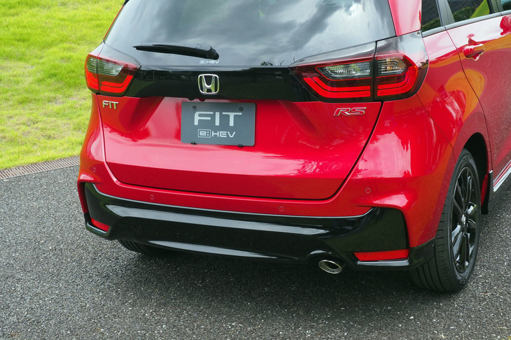 ホンダ・フィットRS（リアコンビランプ）