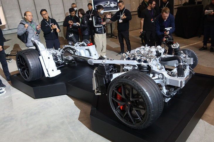トヨタGR GT（パワートレインおよびサスペンションの展示）