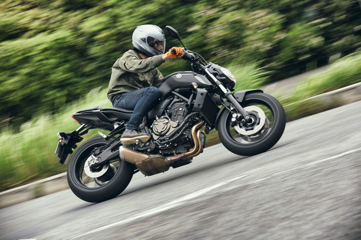 ヤマハのネイキッドスポーツモデルであるMTシリーズ。現在日本では「MT-25」「MT-03」「MT-07」「MT-09」「MT-10」の5車種がラインナップされている。