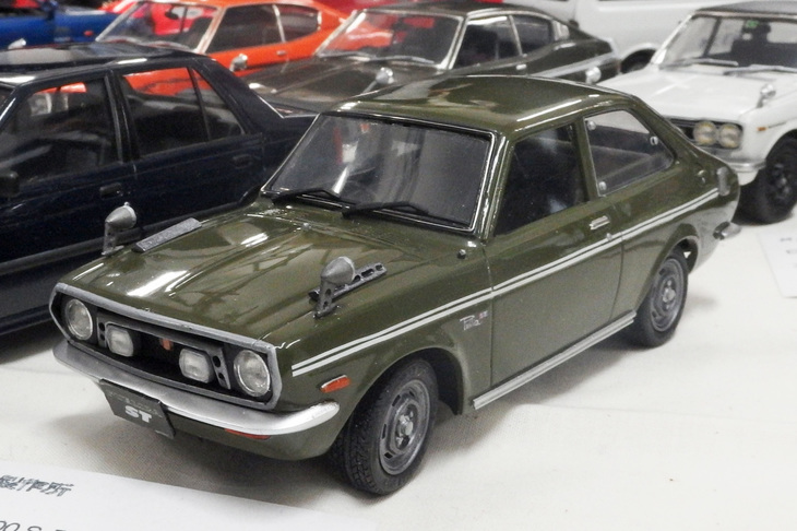 ここからは変身度合いが大きくなっていく。型式名KP31こと「トヨタ・パブリカ1200SR」のベースは、フジミの1/24「トヨタ・カローラ1600レビン」（TE27）。たしかに実車は兄弟分ではあるが……。