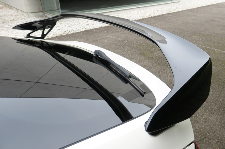 ホンダ・シビック タイプR（リアウイング）