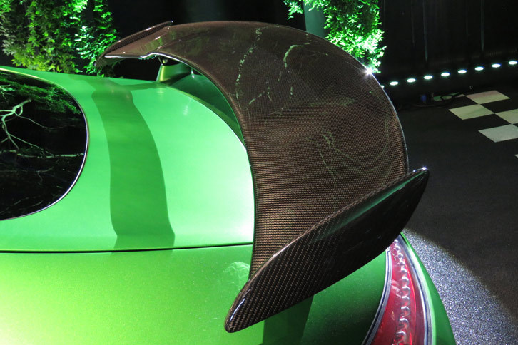 メルセデスAMG GT R（リアウイング）