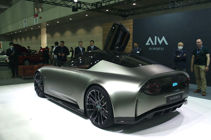 AIM EV SPORT 01／エイム